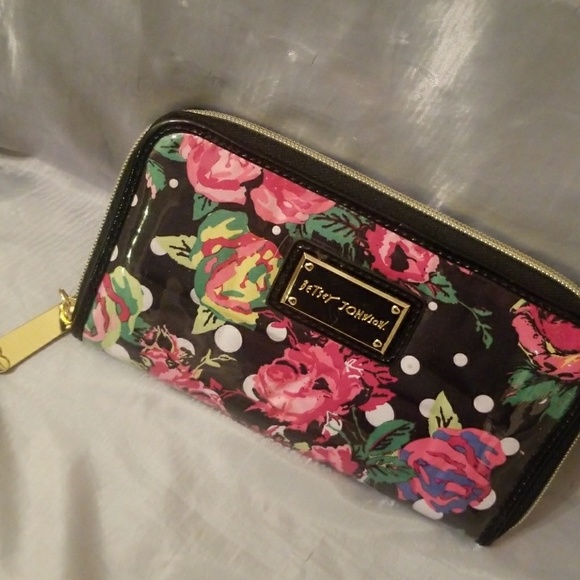 betsey johnson rose purse